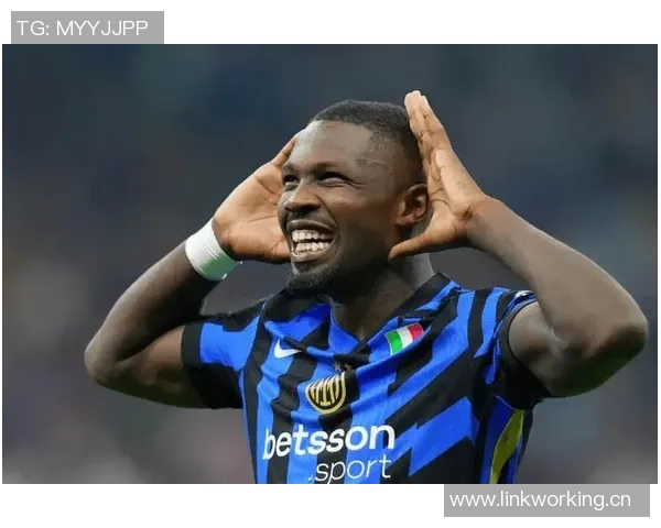 图拉姆9月表现出色国米最佳球员荣誉加身